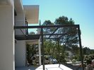 Pergola métallique + passerelle en bois